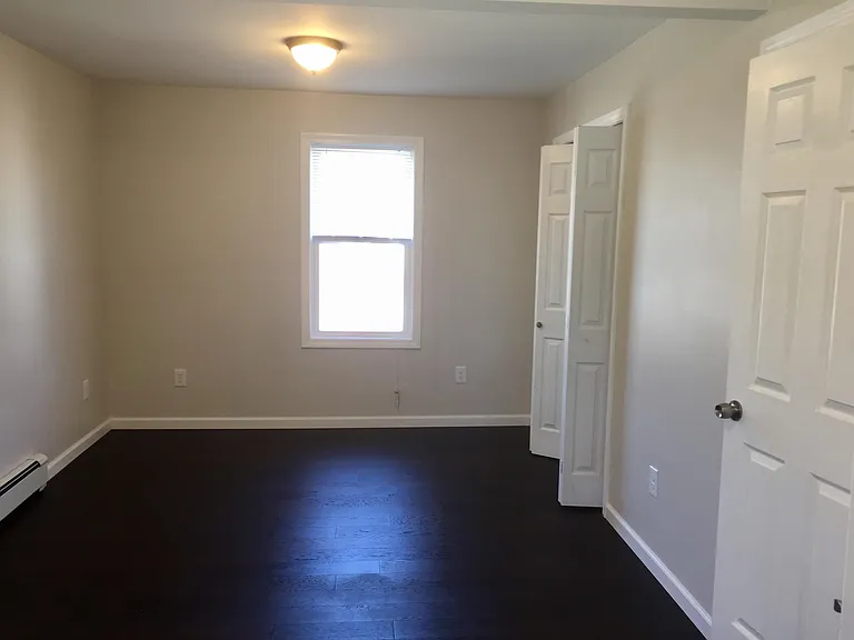 13 Dyer St #C — Photo 8