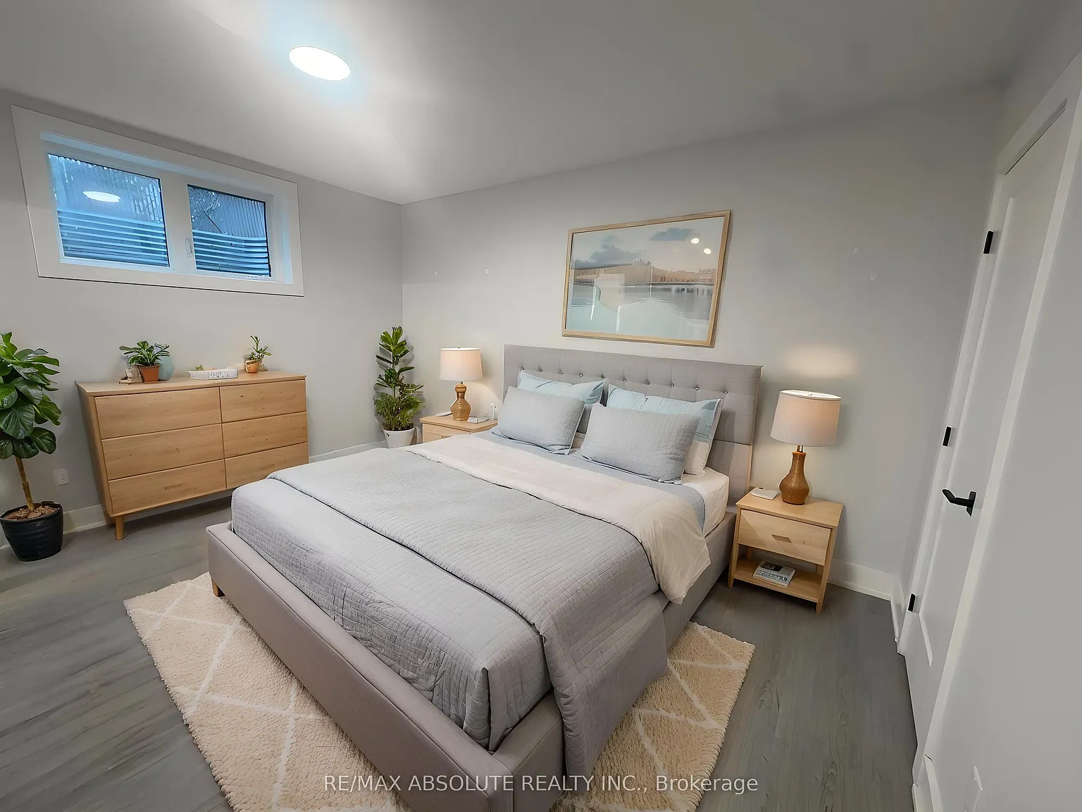 2 bed, $2,300 — Photo 3