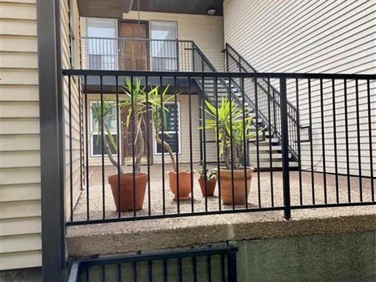 2515 Shakespeare St #5 — Photo 16