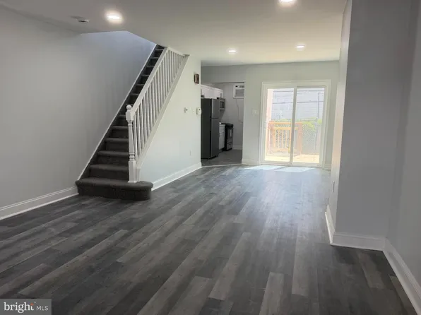 2327 S Bonsall St, Philadelphia, PA 19145