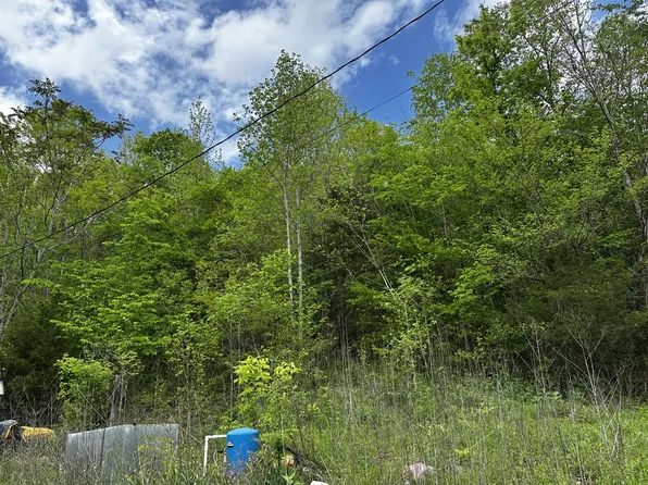 910 Warren Hollow Rd, Clifton, TN 38425