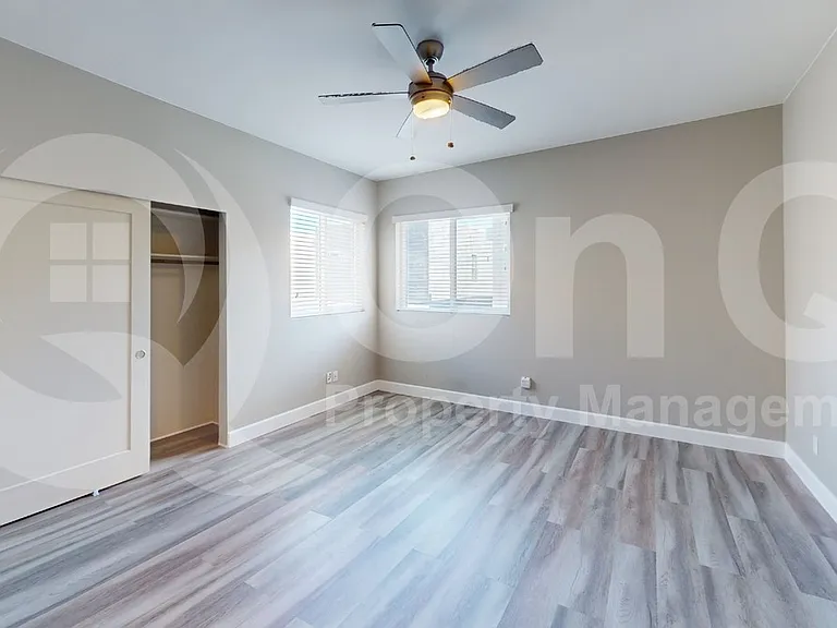 865 E Park Modern Dr — Photo 9