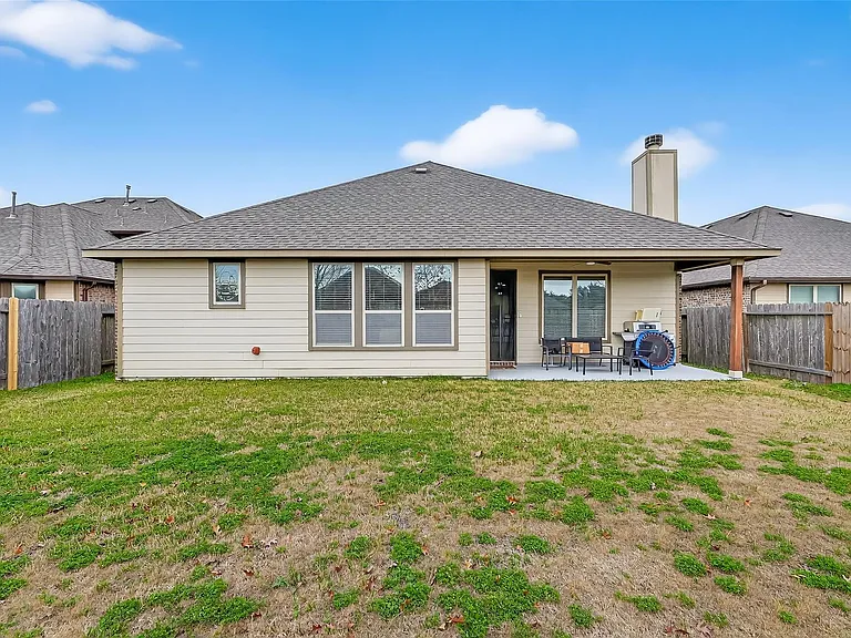 6515 Sterling Shores Ln — Photo 40