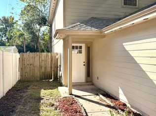 452 Dutton Island Rd, Atlantic Beach, FL 32233