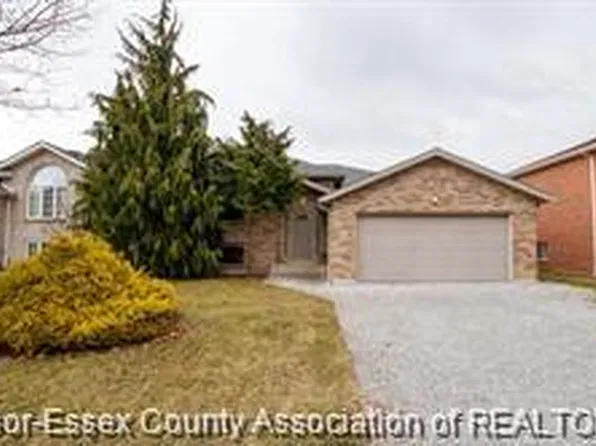 1734 Rankin Ave, Windsor, ON N9B 3W3
