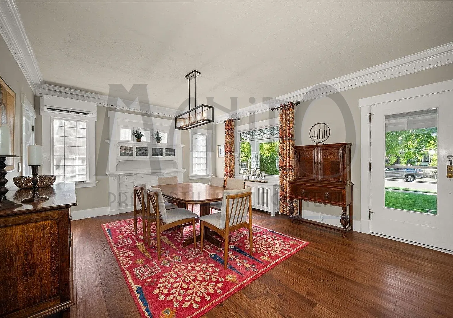 **Coming Soon** Stunning South Hill Home — Photo 4
