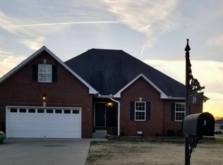 16 Buckingham Ct, Lebanon, TN 37090