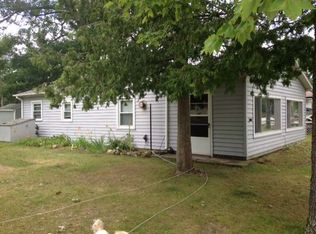 619 E Sun Oil Rd, Gladwin, MI 48624