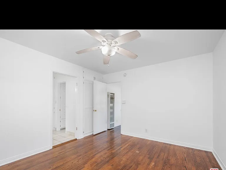 1828 S Rimpau Blvd — Photo 3