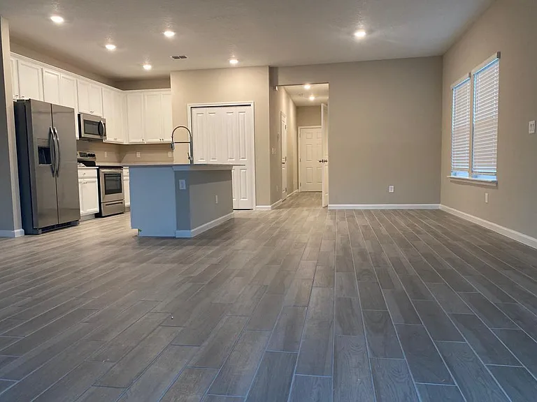 472 Boracay Cir — Photo 9