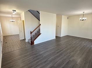 174 Brompton Ln, Sugar Grove, IL 60554
