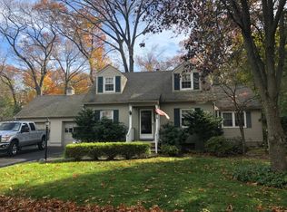 37 Valley Rd, Glen Rock, NJ 07452