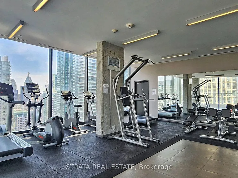 11 Charlotte St #2703 — Photo 16