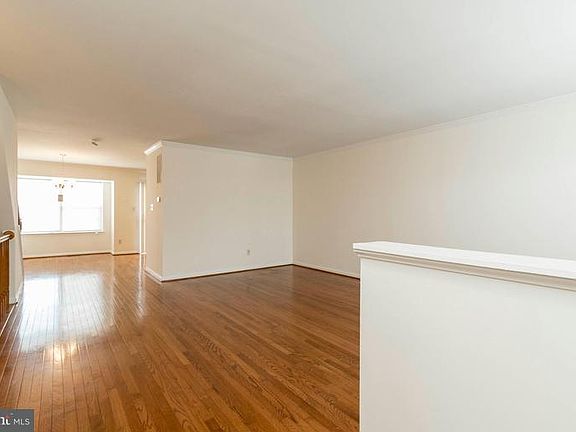 3rd image of 17939 Milroy Dr