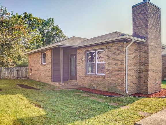 2nd image of 307 Clofton Dr