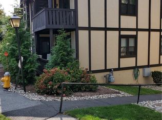 972 Sierra Vista Ln, Valley Cottage, NY 10989