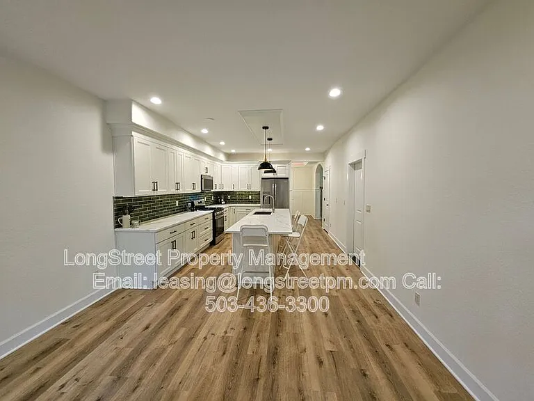 11819 SW 60th Ave — Photo 13