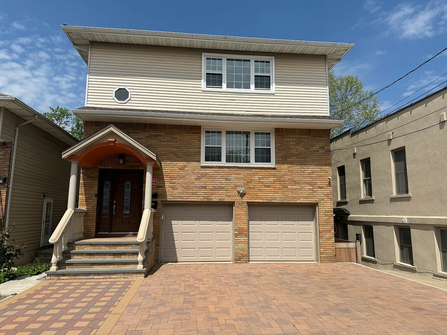 3 bed, 1000 sqft, $2,800 — Photo 1