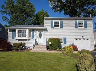 25 Finley Rd, Edison, NJ 08817