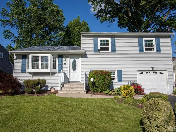 25 Finley Rd, Edison, NJ 08817