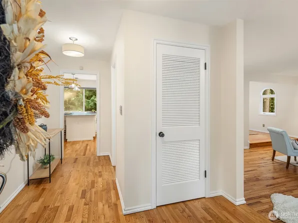 14523 NE 169th Street, Woodinville, WA 98072
