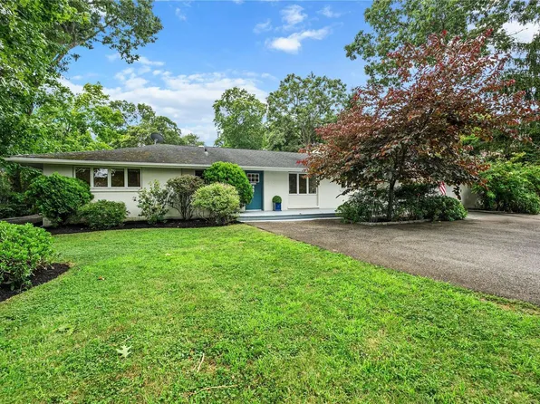 58 Richardson Lane, Islip, NY 11751