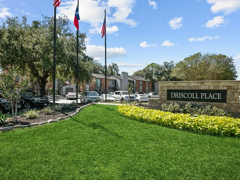Driscoll Place | Houston, TX