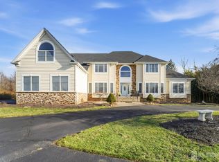 3 Cole Ct, Flemington, NJ 08822