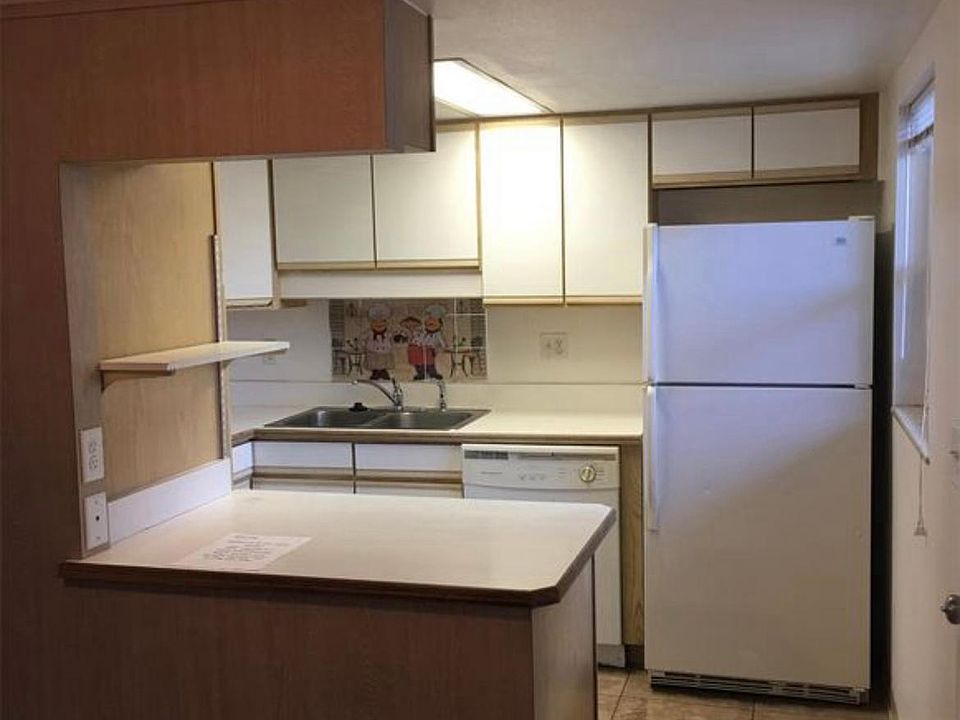 1st image of 10 Lynnhurst Dr APT 116