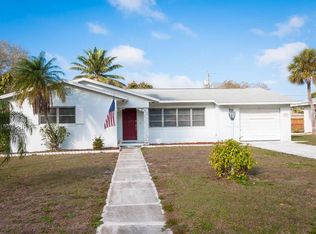 2415 59th St S, Gulfport, FL 33707