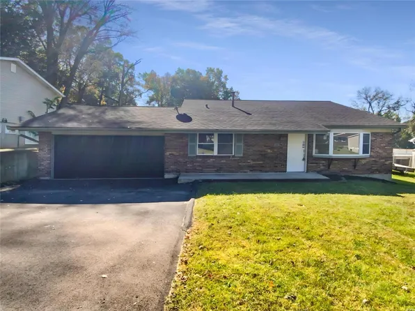 1015 Sunridge Trl S #A, Pevely, MO 63070