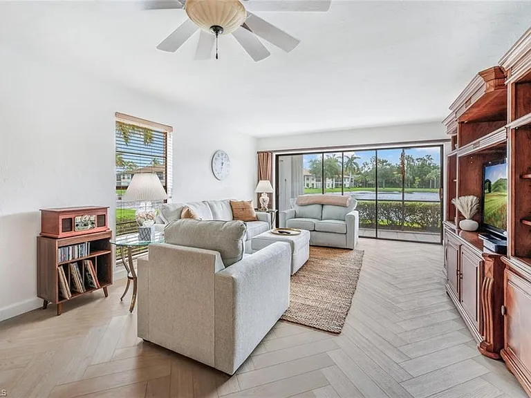 332 Charlemagne Blvd #H101 — Photo 4