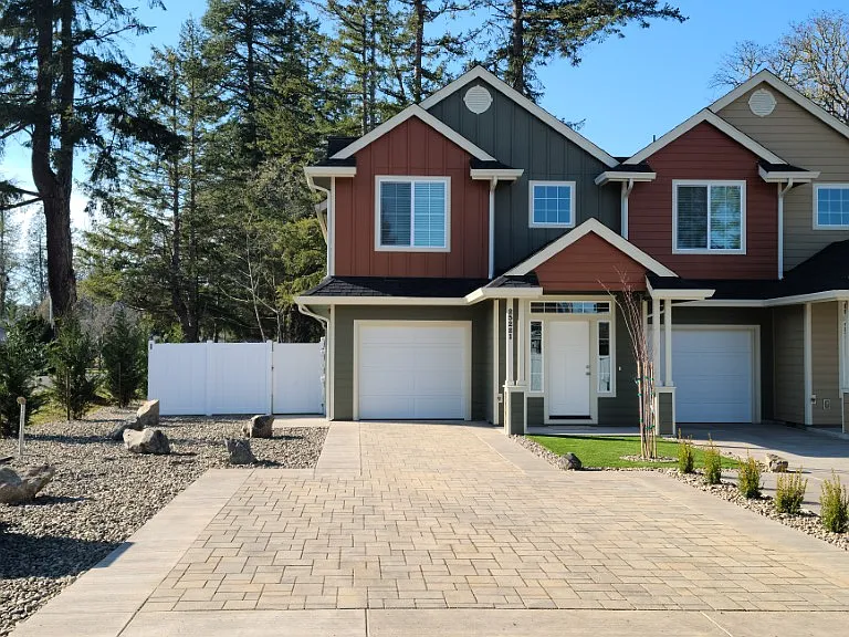 25221 Perkins Rd #1 — Photo 3