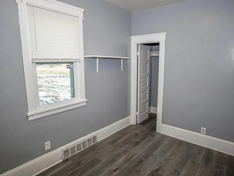 9523 Aetna Rd — Photo 12