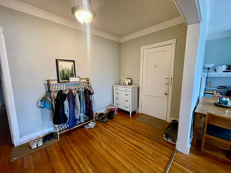 2320 E Belleview Pl — Photo 5
