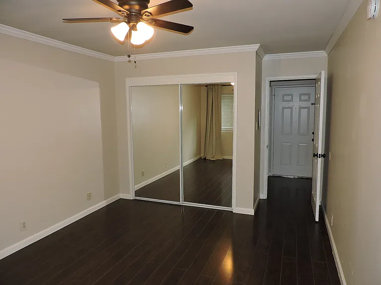 527 T St #3 — Photo 7
