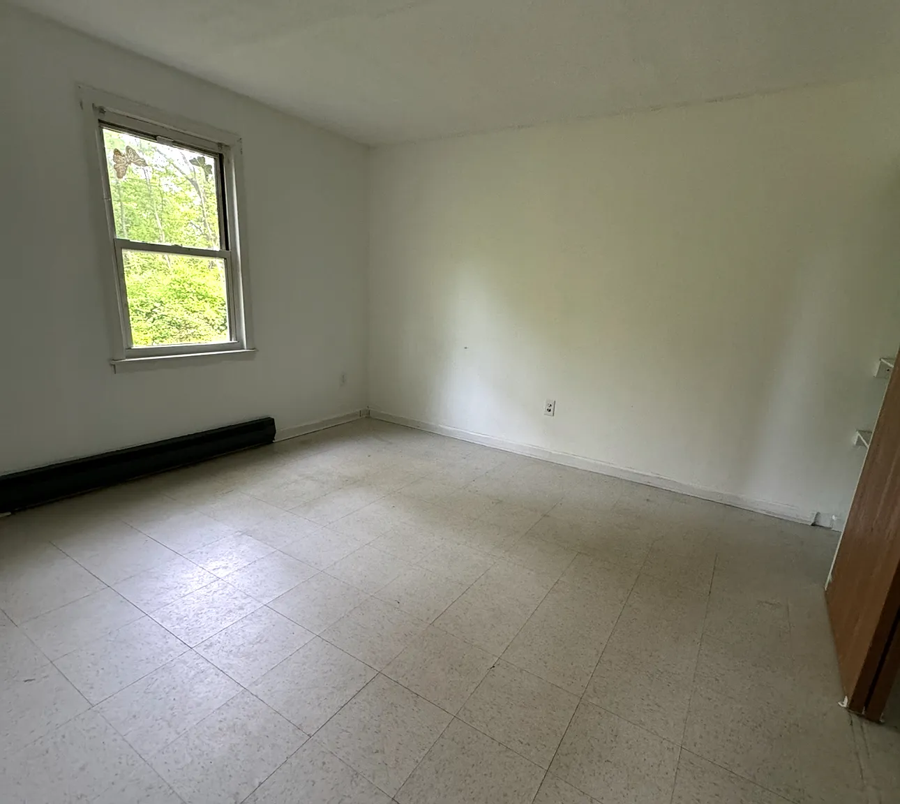 1 bed, $1,100 — Photo 1