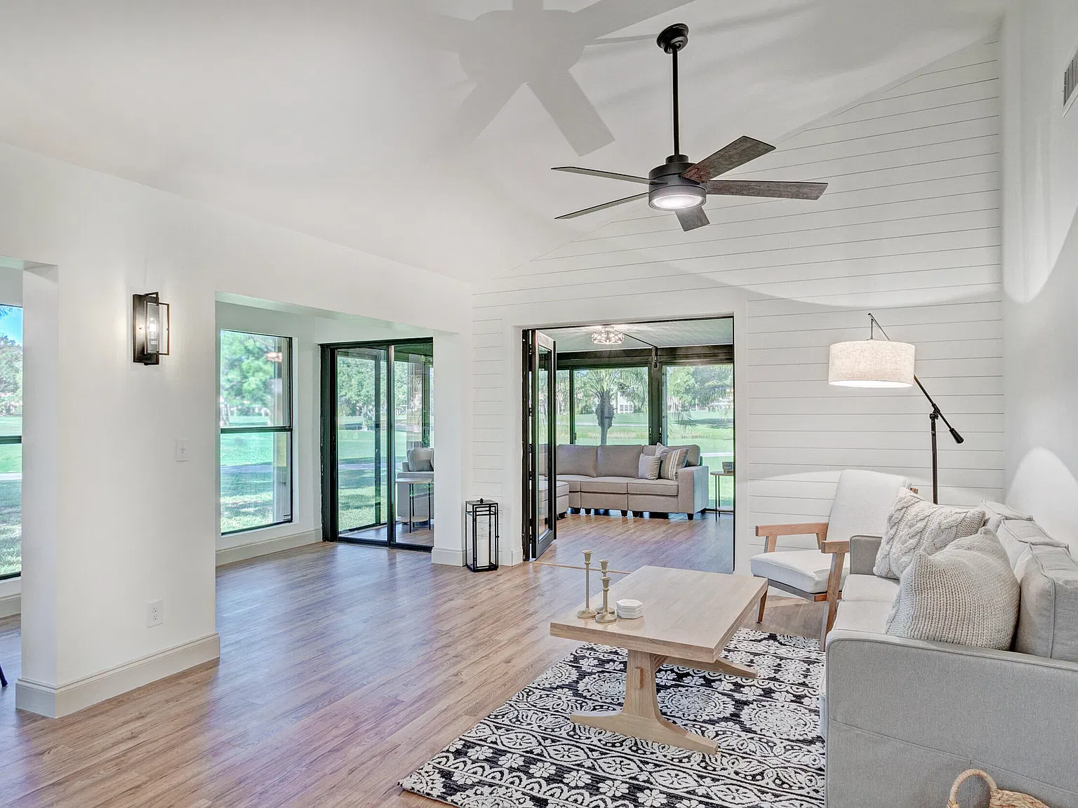 3 bed, 2.0 bath, 1688 sqft, $8,000 — Photo 2