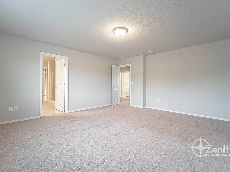 2608 S White Salmon Dr — Photo 32