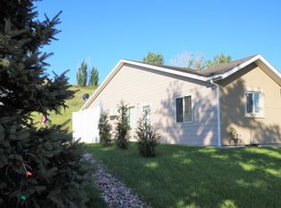1215 E Oakland St UNIT B, Rapid City, SD 57701