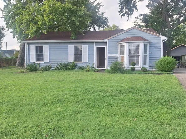 4401 Bridgeman Ct, Louisville, KY 40218