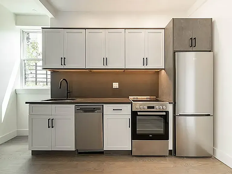 2901 Albemarle Rd #2B — Photo 1