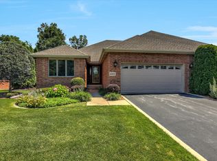 8307 Meadow Ln, Saint John, IN 46373