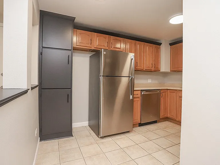 Garfield Park Apartments — Photo 49