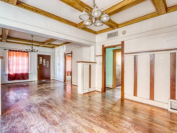 4th image of 3619 Montana Ave