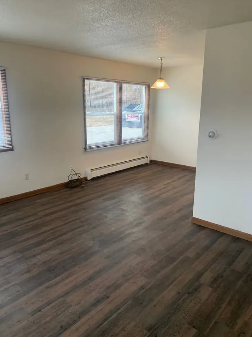 Elm Drive Apartments — Photo 1