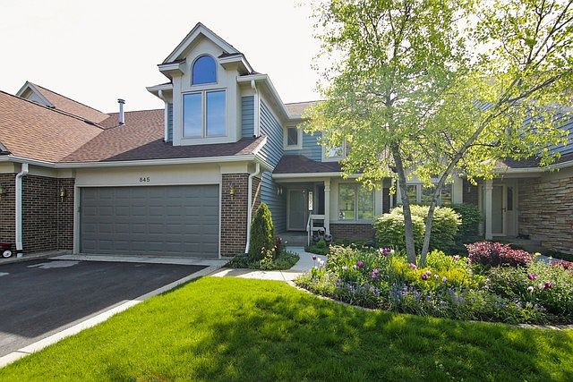 1st image of 845 Fountain View Dr