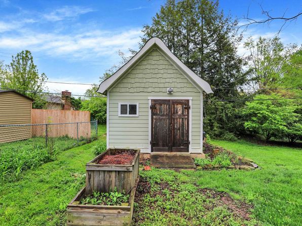 3629 S Bainbridge Dr, Bloomington, IN 47401