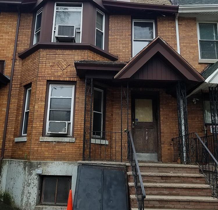 1st image of 8636 Woodhaven Blvd