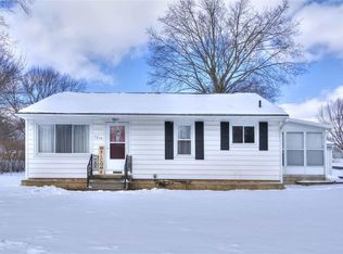 2410 Cobb Rd, Jackson, MI 49203